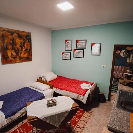 Bb * Gjirokastër